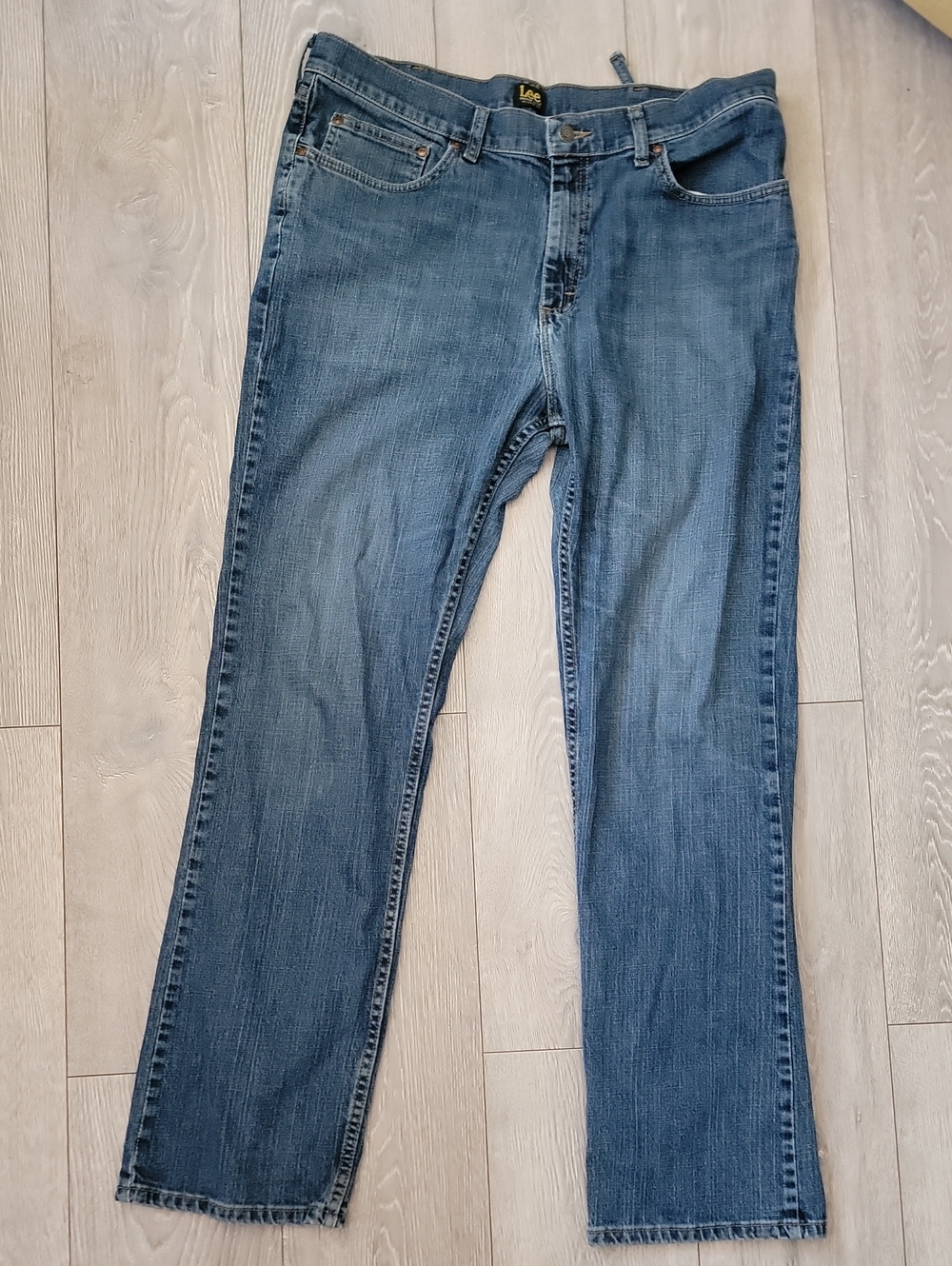 Lee Jeans